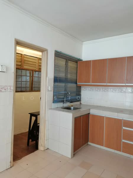 Flat for Rent at Flora Damansara Flat - Louis Foong - Kitchen - PropertyGuru.com.my