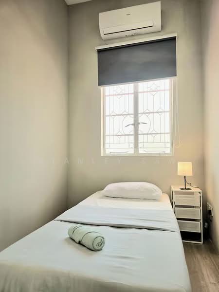 Kedai untuk Dijual di George Town (Penang) - Stanley Saw - Bedroom - PropertyGuru.com.my