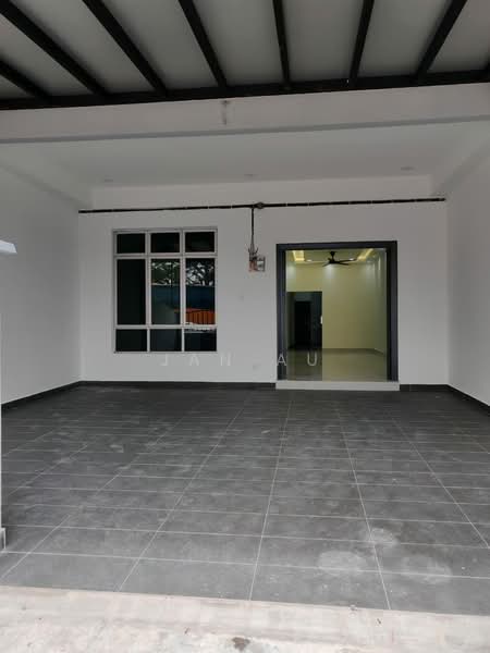 Rumah Teres 1 Tingkat untuk Dijual di Taman Bestari Indah (Ulu Tiram) - JAN AU - Entrance - PropertyGuru.com.my