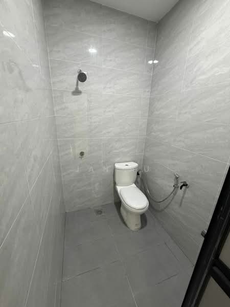 Rumah Teres 1 Tingkat untuk Dijual di Taman Bestari Indah (Ulu Tiram) - JAN AU - Bathroom - PropertyGuru.com.my