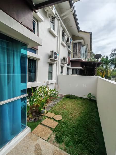 Townhouse for Rent in Kota Kemuning (Shah Alam) - Chloe Tan - Exterior - PropertyGuru.com.my