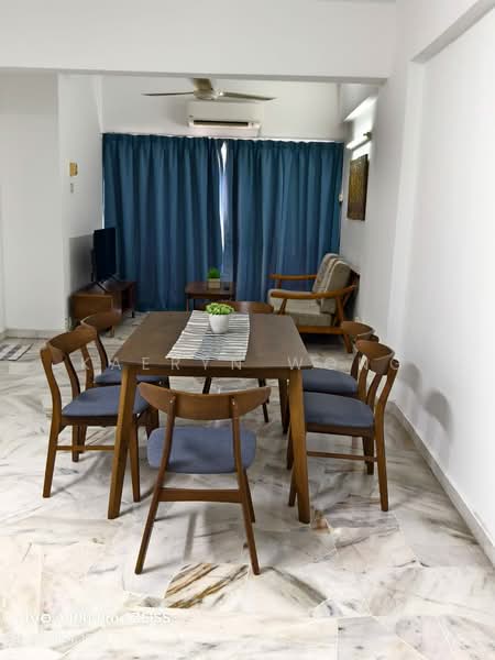 Kondominium untuk Dijual di Awana Puri - Kaeryn Wong - Living Room - PropertyGuru.com.my