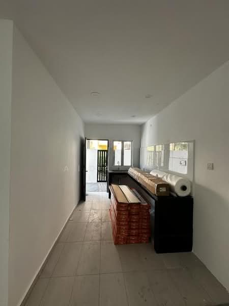 Rumah Teres 2 Tingkat untuk Dijual di Shah Alam (Selangor) - Aida Ali - Kitchen - PropertyGuru.com.my