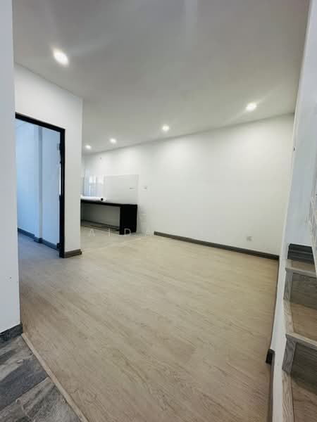 Rumah Teres 2 Tingkat untuk Dijual di Shah Alam (Selangor) - Aida Ali - Kitchen - PropertyGuru.com.my