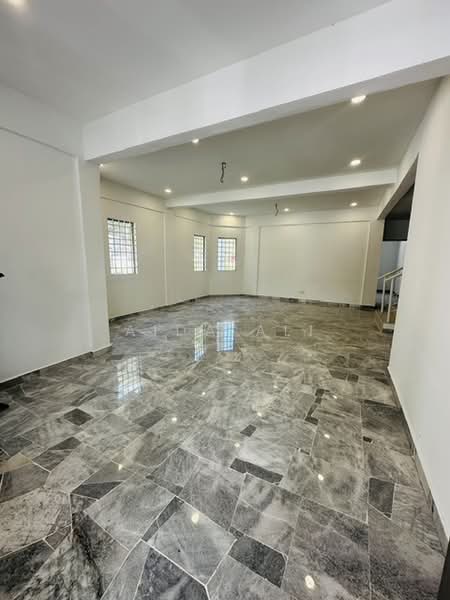 Rumah Teres 2 Tingkat untuk Dijual di Shah Alam (Selangor) - Aida Ali - Living Area - PropertyGuru.com.my