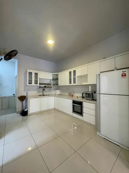 Cluster House for Rent in Taman Nusa Bestari (Iskandar Puteri (Nusajaya)) - Tom Loh - Kitchen - PropertyGuru.com.my