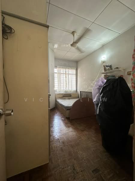 Rumah Teres 2 Tingkat untuk Dijual di Bandar Utama 4 (Bandar Utama) - Victor Liew - Bedroom - PropertyGuru.com.my