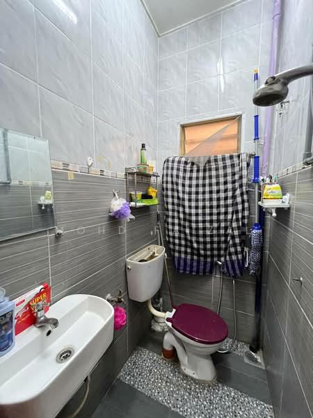 Rumah Teres 1 Tingkat untuk Dijual di Hulu Semenyih (Selangor) - Mohd Faizal - Bathroom - PropertyGuru.com.my