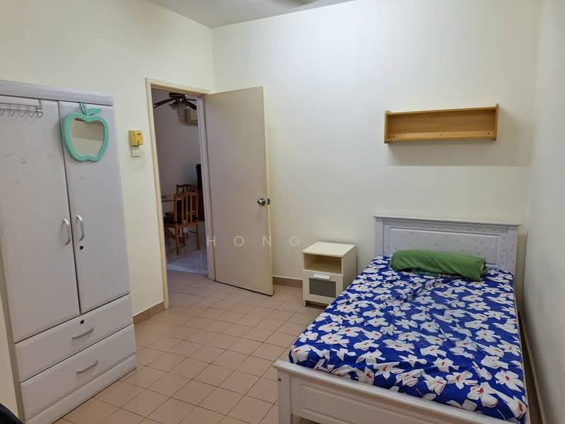 Rumah Teres 2 Tingkat untuk Disewa di Sungai Ara (Penang) - Hong . - Bedroom - PropertyGuru.com.my