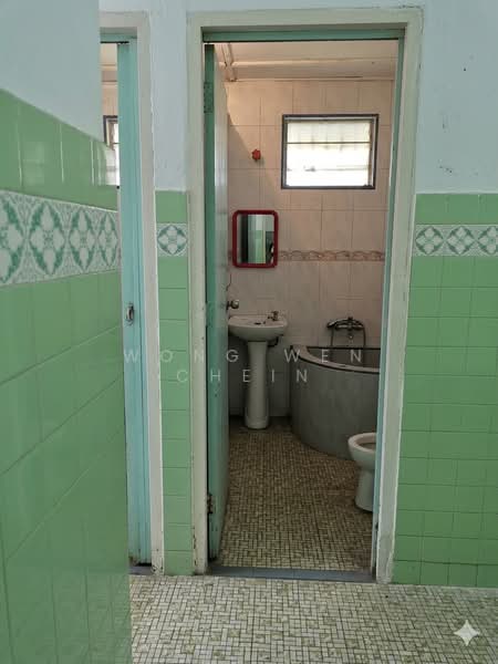 Rumah Teres 1 Tingkat untuk Dijual di Desa Jaya Kepong (Kepong) - Wong Wen Chein - Bathroom - PropertyGuru.com.my