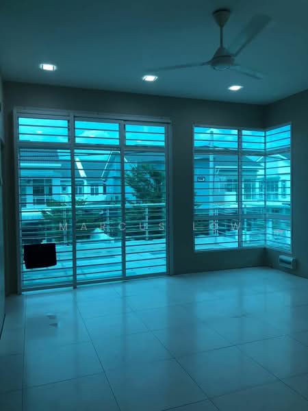 Semi-Detached House for Sale in Bandar Saujana Putra (Tanjong Duabelas) - Marcus Low - PropertyGuru.com.my