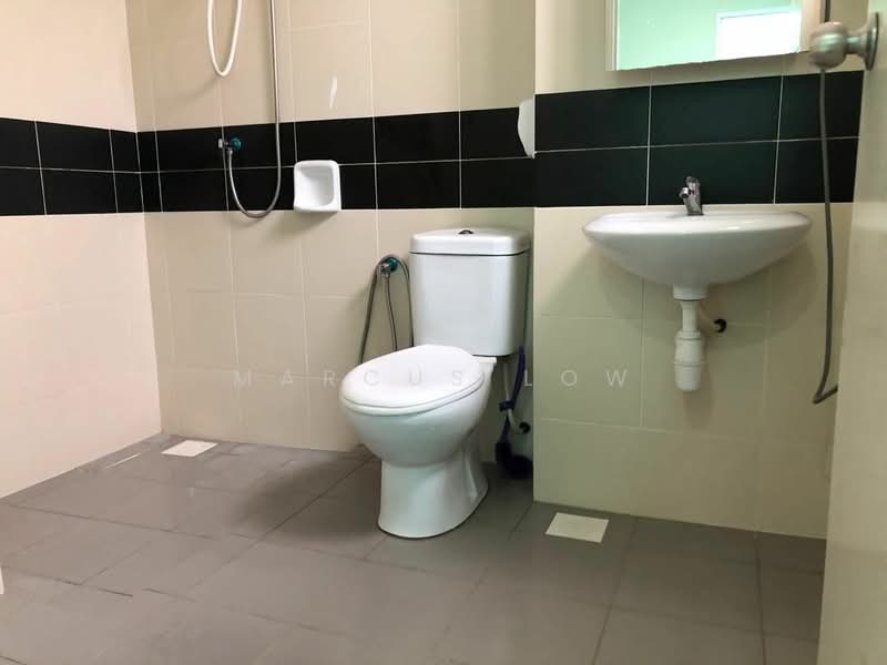 Semi-Detached House for Sale in Bandar Saujana Putra (Tanjong Duabelas) - Marcus Low - PropertyGuru.com.my