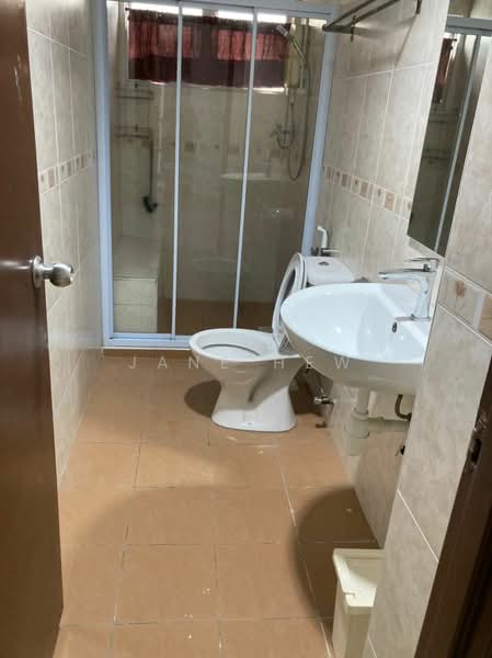 Condominium for Rent at Villa Wangsamas - Jane Hew - Bathroom - PropertyGuru.com.my