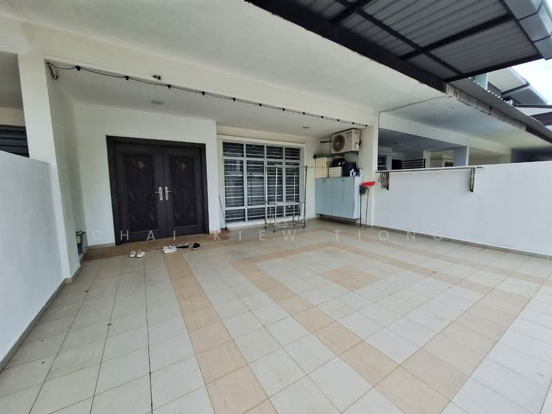 2-storey Terraced House for Sale in Kotasas (Kuantan) - Chai Kiew Tiong - Exterior - PropertyGuru.com.my