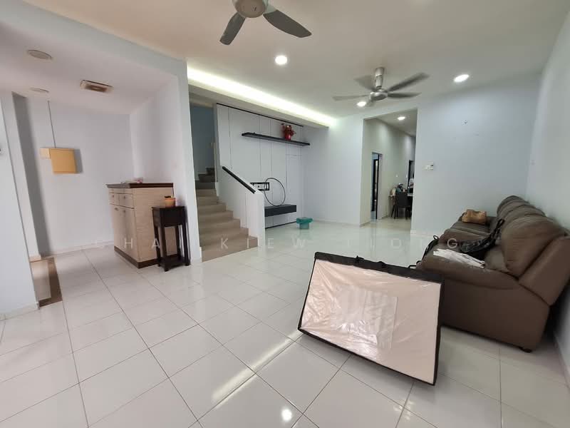 2-storey Terraced House for Sale in Kotasas (Kuantan) - Chai Kiew Tiong - Living Room - PropertyGuru.com.my