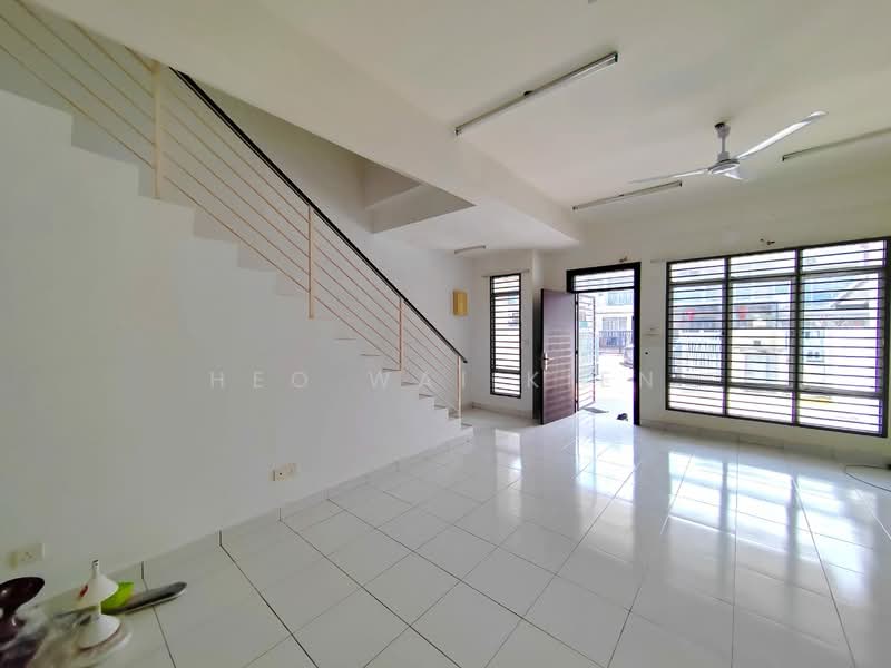 2-storey Terraced House for Rent in Rawang (Selangor) - Heo Wai Kien - Living Room - PropertyGuru.com.my