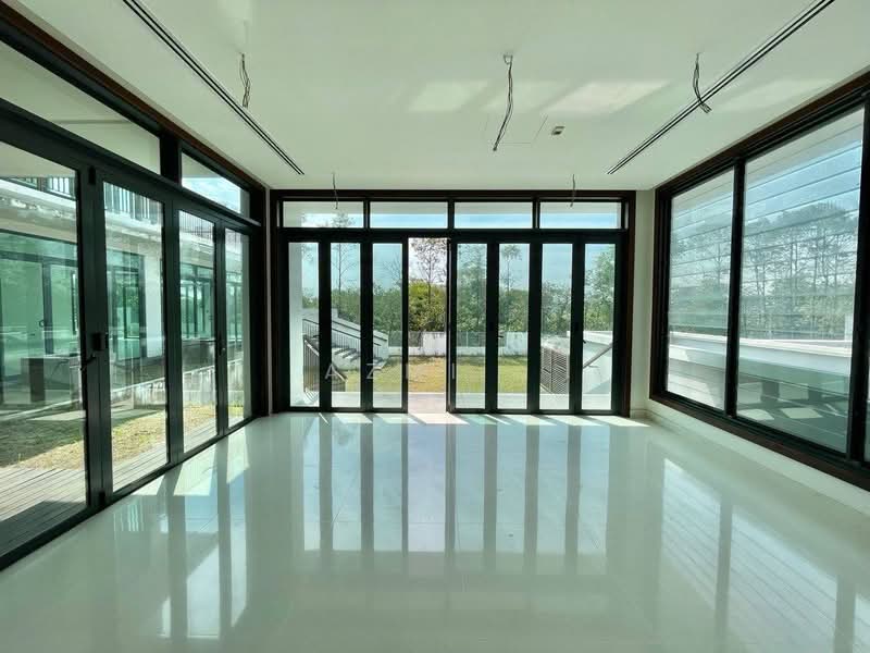 Bungalow for Sale in Bukit Jelutong (Shah Alam) - Azmi . - PropertyGuru.com.my