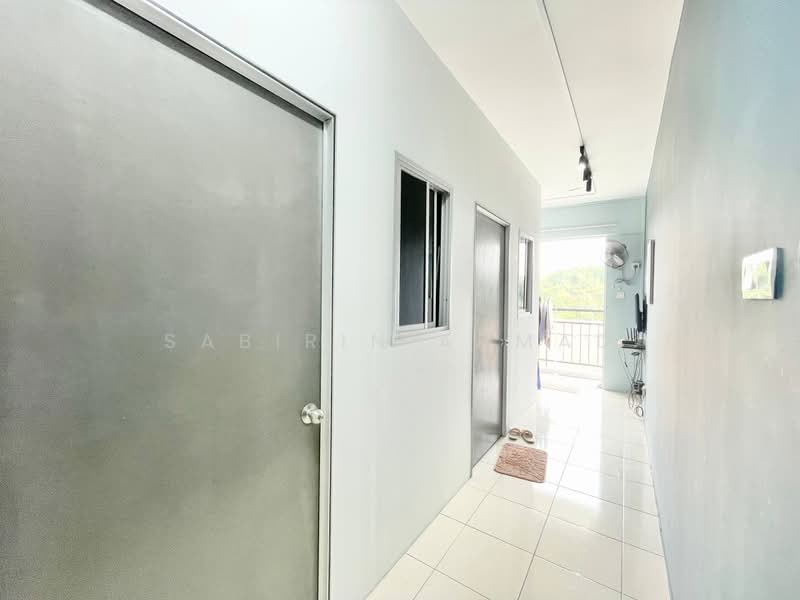 Apartment for Sale at Puncak Hijauan - Sabirin Ahmad - Corridor - PropertyGuru.com.my