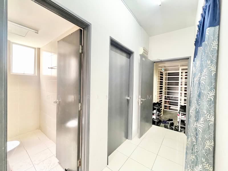 Apartment for Sale at Puncak Hijauan - Sabirin Ahmad - Bathroom - PropertyGuru.com.my