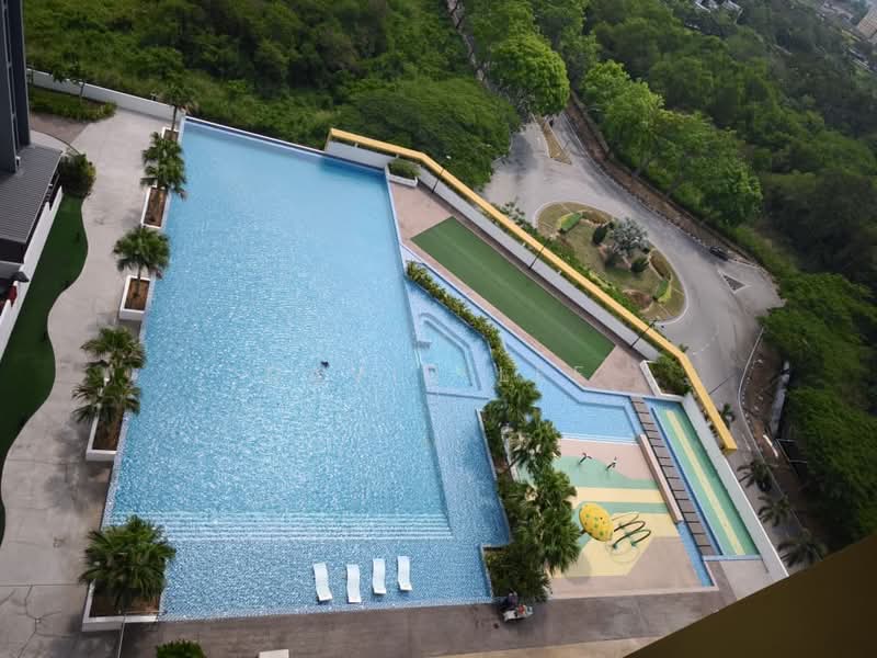 Service Residence for Sale at Metropol - David Lee - Pool - PropertyGuru.com.my