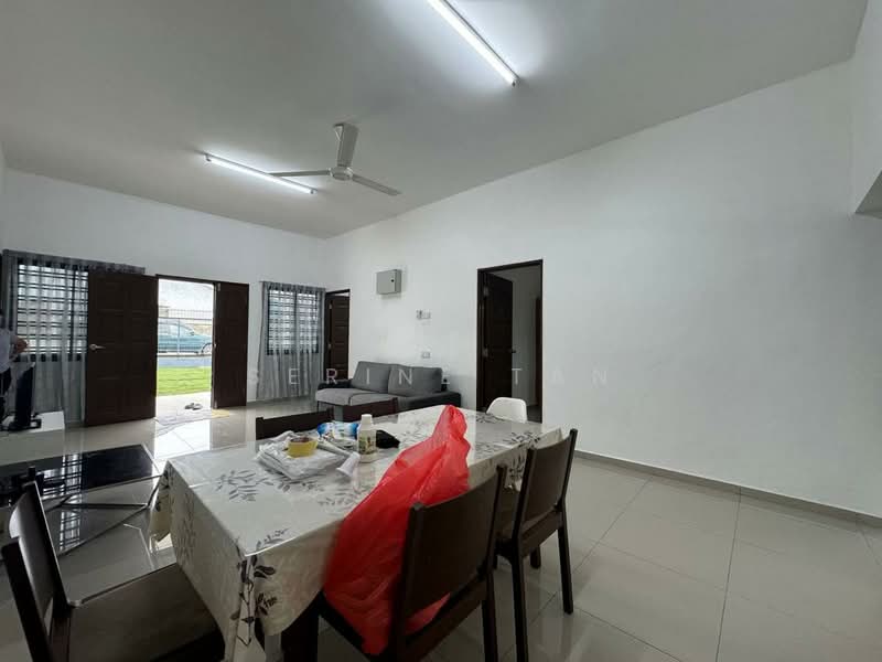 Bungalow for Rent in Skudai (Johor) - Serine Tan - Living Room - PropertyGuru.com.my