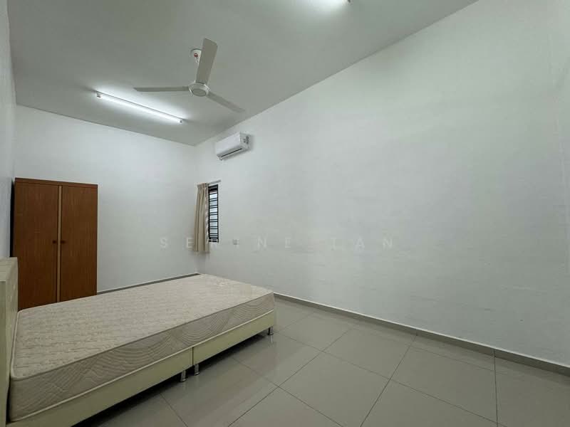 Bungalow for Rent in Skudai (Johor) - Serine Tan - Bedroom - PropertyGuru.com.my