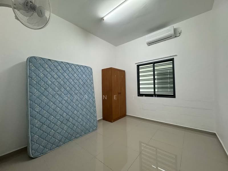 Bungalow for Rent in Skudai (Johor) - Serine Tan - Bedroom - PropertyGuru.com.my