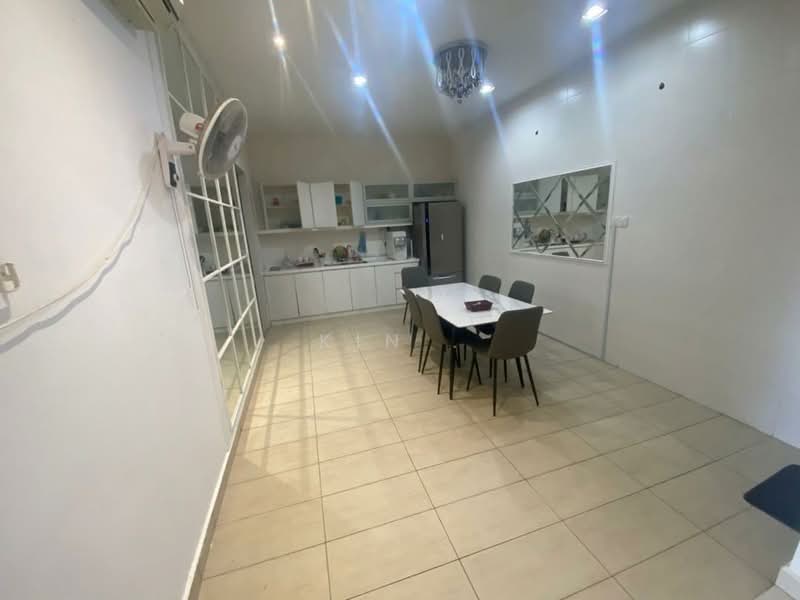 Townhouse for Rent in Ampang (Selangor) - Kin . - Kitchen - PropertyGuru.com.my