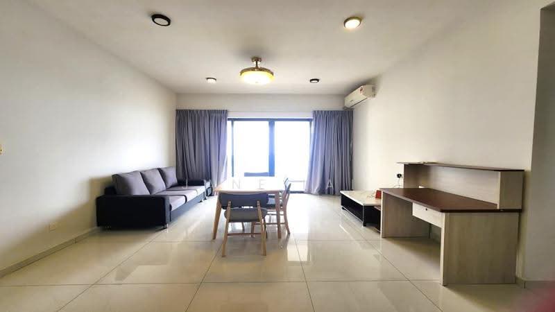 Condominium for Rent at Bay Laurel @ Country Garden Danga Bay - Jane Lai - Living Room - PropertyGuru.com.my