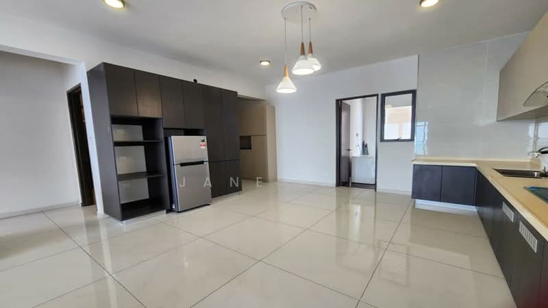 Condominium for Rent at Bay Laurel @ Country Garden Danga Bay - Jane Lai - Kitchen - PropertyGuru.com.my