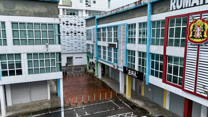 Shop for Sale in Kuching (Sarawak) - Sherene Kok - Exterior - PropertyGuru.com.my