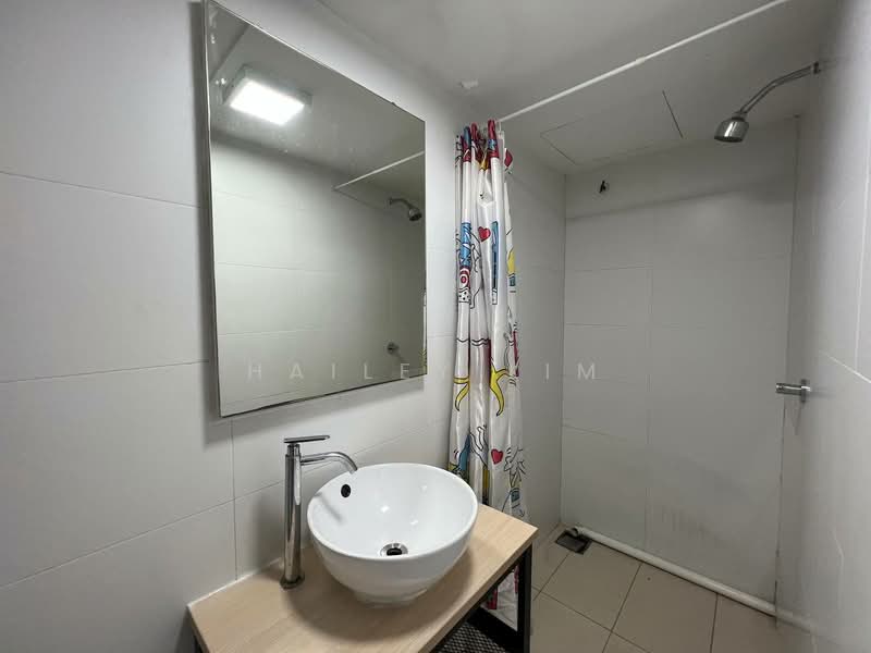 Service Residence for Rent at Colonial @ Empire City - Hailey Lim - Bathroom - PropertyGuru.com.my