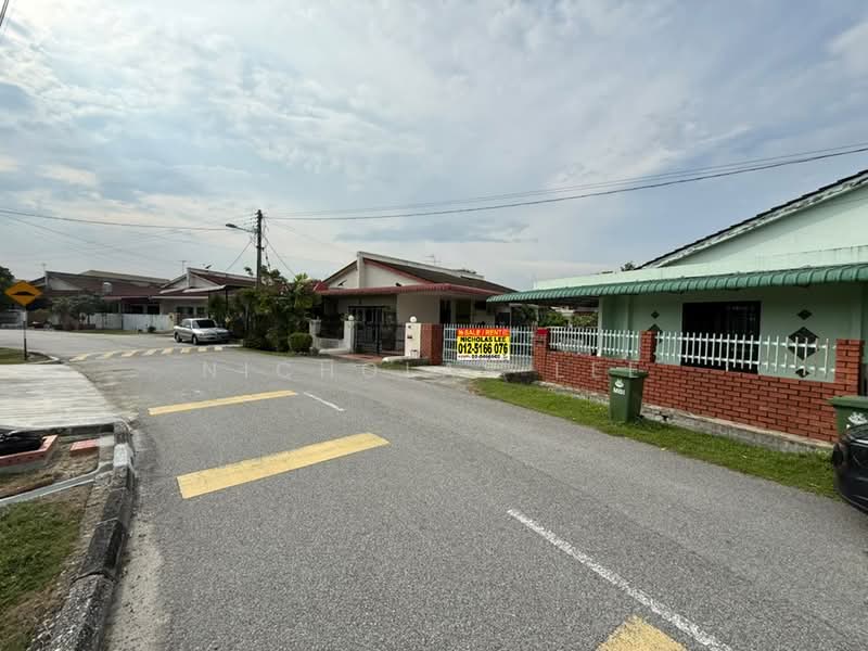 Semi-Detached House for Sale in Taman Canning (Ipoh) - Nicholas Lee - Exterior - PropertyGuru.com.my