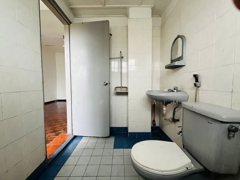 Townhouse for Sale in Shah Alam (Selangor) - Syahrim Naim - Bathroom - PropertyGuru.com.my
