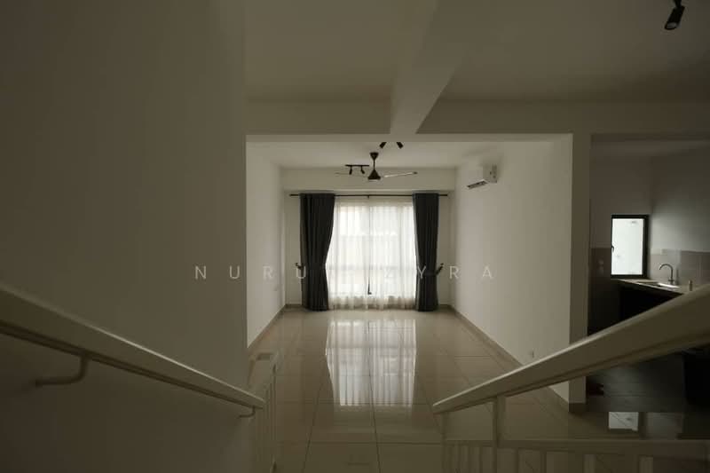 Townhouse for Rent in Sepang (Selangor) - Nurul Zyra - Living Room - PropertyGuru.com.my
