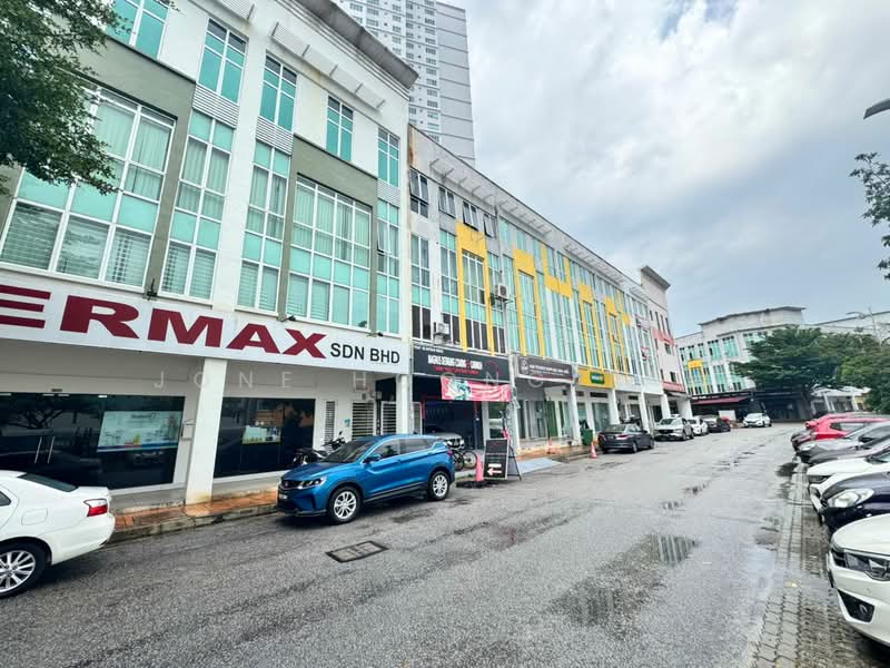 Shop / Office for Sale in Kota Damansara (Selangor) - JONE HOONG TAW - Exterior - PropertyGuru.com.my