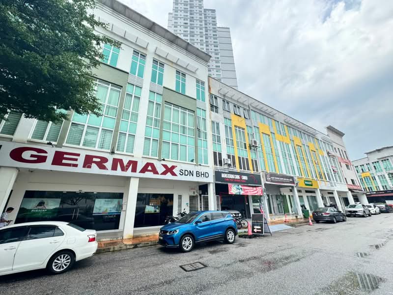 Shop / Office for Sale in Kota Damansara (Selangor) - JONE HOONG TAW - Exterior - PropertyGuru.com.my