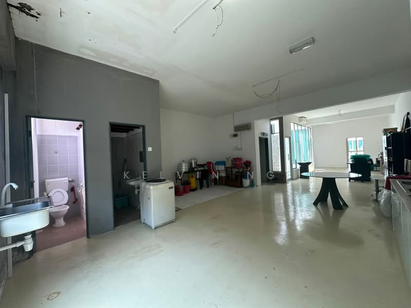 Kedai / Pejabat untuk Dijual di Plaza Pandan Malim (Balai Panjang) - Kelvin Ng - Bathroom - PropertyGuru.com.my