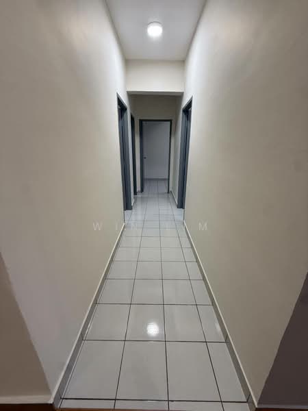 Apartment for Sale at Pangsapuri Pulai Mutiara - Win Lim - Corridor - PropertyGuru.com.my
