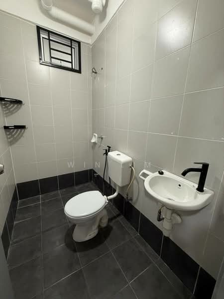 Apartment for Sale at Pangsapuri Pulai Mutiara - Win Lim - Bathroom - PropertyGuru.com.my