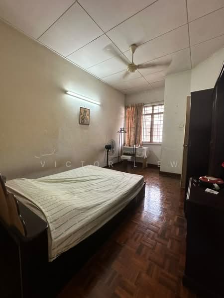 Rumah Teres untuk Dijual di Petaling Jaya (Selangor) - Victor Liew - Bedroom - PropertyGuru.com.my