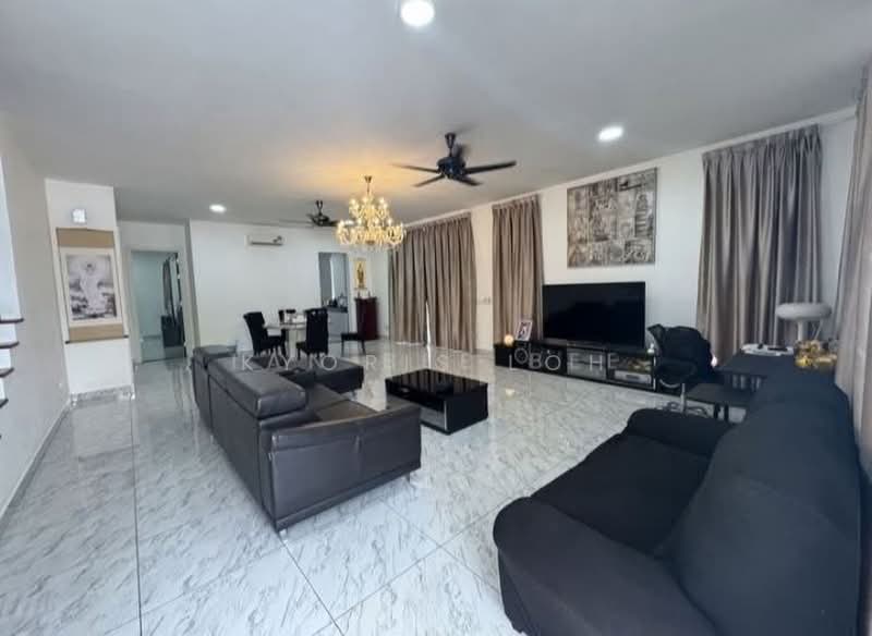 Cluster House for Rent in Taman Ekoflora (Johor Bahru) - Kyoris Loh - Living Room - PropertyGuru.com.my
