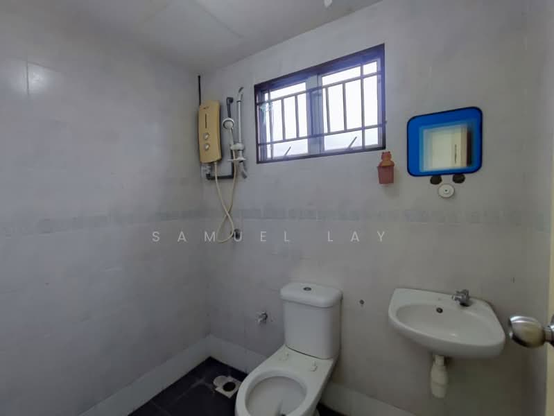 Apartment for Sale at Villa Pavilion - Samuel Lay - Bathroom - PropertyGuru.com.my