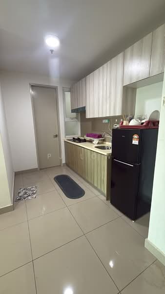 Kondominium untuk Disewa di Mutiara Ville - PJ Low - Kitchen - PropertyGuru.com.my