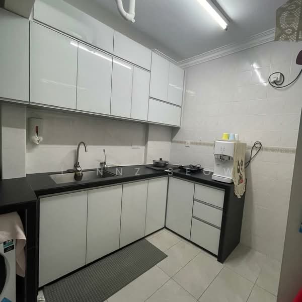 Kondominium untuk Disewa di Menara Greenview - Lynnz Seow - Kitchen - PropertyGuru.com.my