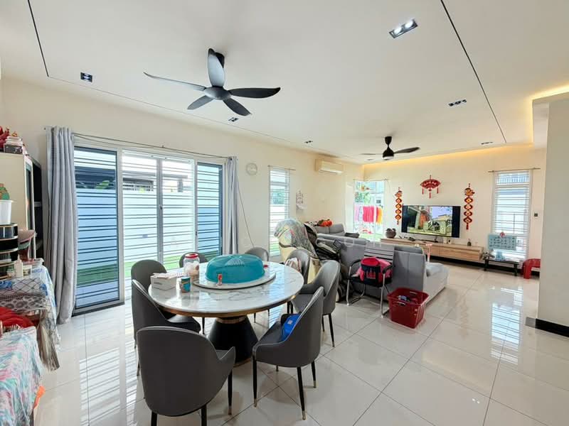 Cluster House for Sale in Setia Tropika (Johor Bahru) - Alice Goh - Living Room - PropertyGuru.com.my