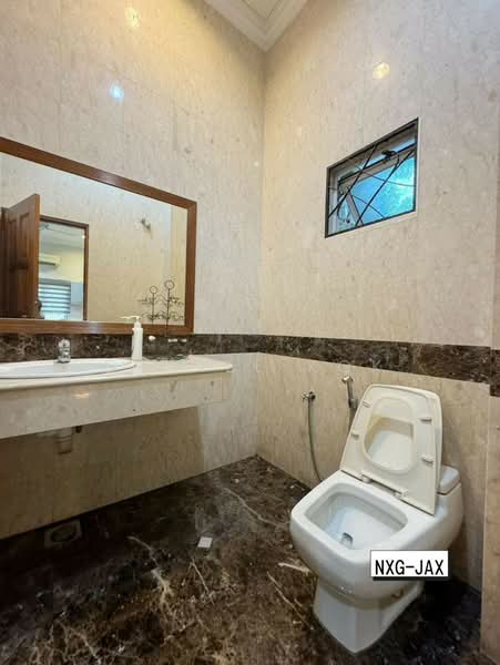 Bungalow for Sale in Taman Eng Ann (Klang) - Daniel Kok - Bathroom - PropertyGuru.com.my