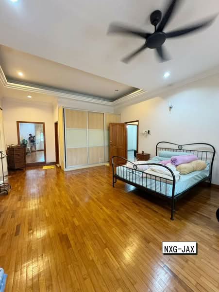 Bungalow for Sale in Taman Eng Ann (Klang) - Daniel Kok - Bedroom - PropertyGuru.com.my