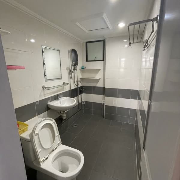 Kondominium untuk Disewa di Menara Greenview - Amanda Phoon - Bathroom - PropertyGuru.com.my