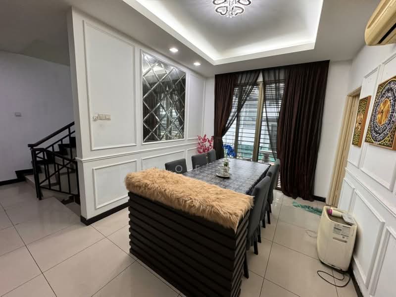 Rumah Berkembar untuk Dijual di Skudai (Johor) - Chloe Lai - Dining Room - PropertyGuru.com.my